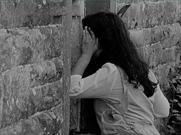 CatherineStillWindowPeek